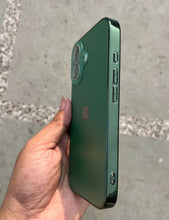 Load image into Gallery viewer, Deep Green Electroplated Chrome Glass Lense Case For Apple Iphone 16
