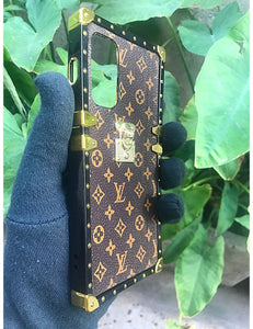 INTERWEY Back Cover For ONE PLUS NORD 2 LOUIS VUITTON